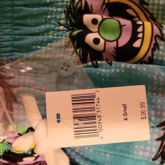 NWT: Disney Parks Mens/Unisex Muppets Animal Drawstring Pajama Shorts - Picture 10 of 10